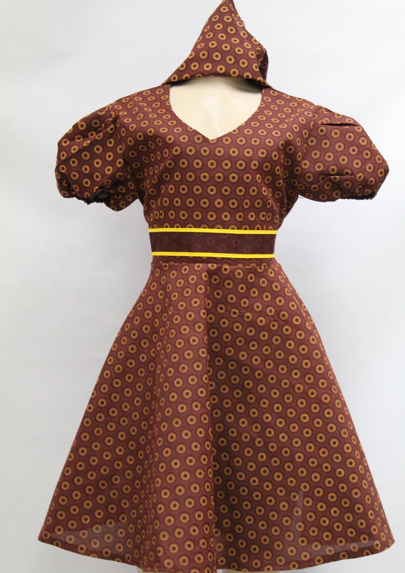 Ladies Traditional Dress With Puffed sleeves